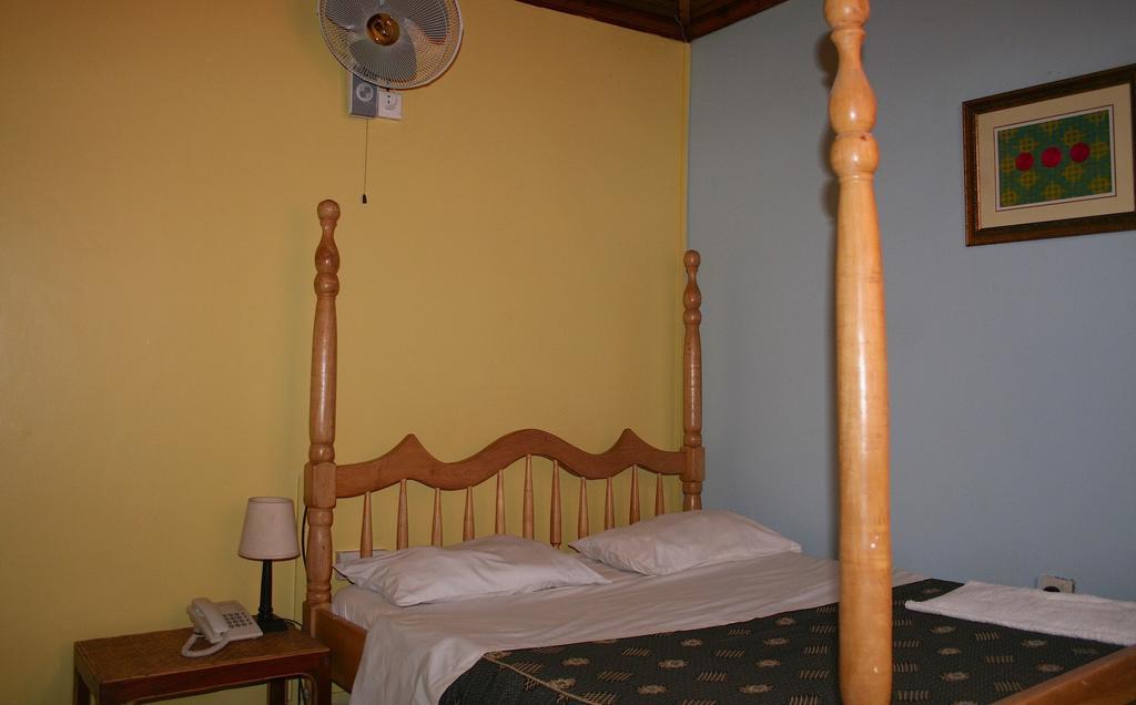 Hotel Acacia Kampala Rum bild